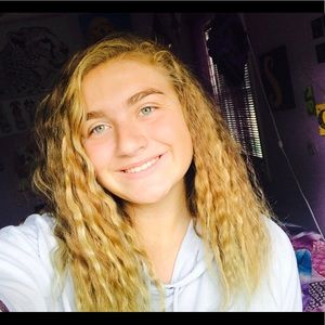 Meet your Posher, Sophia